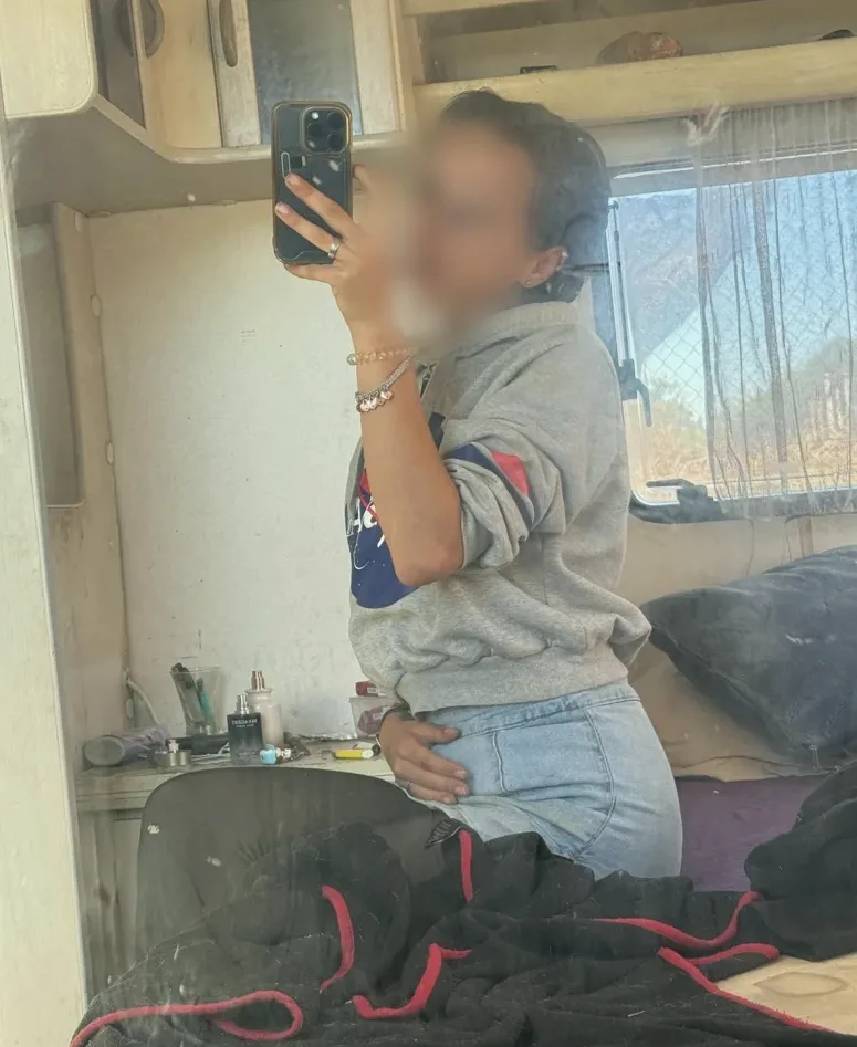 Amina, 24