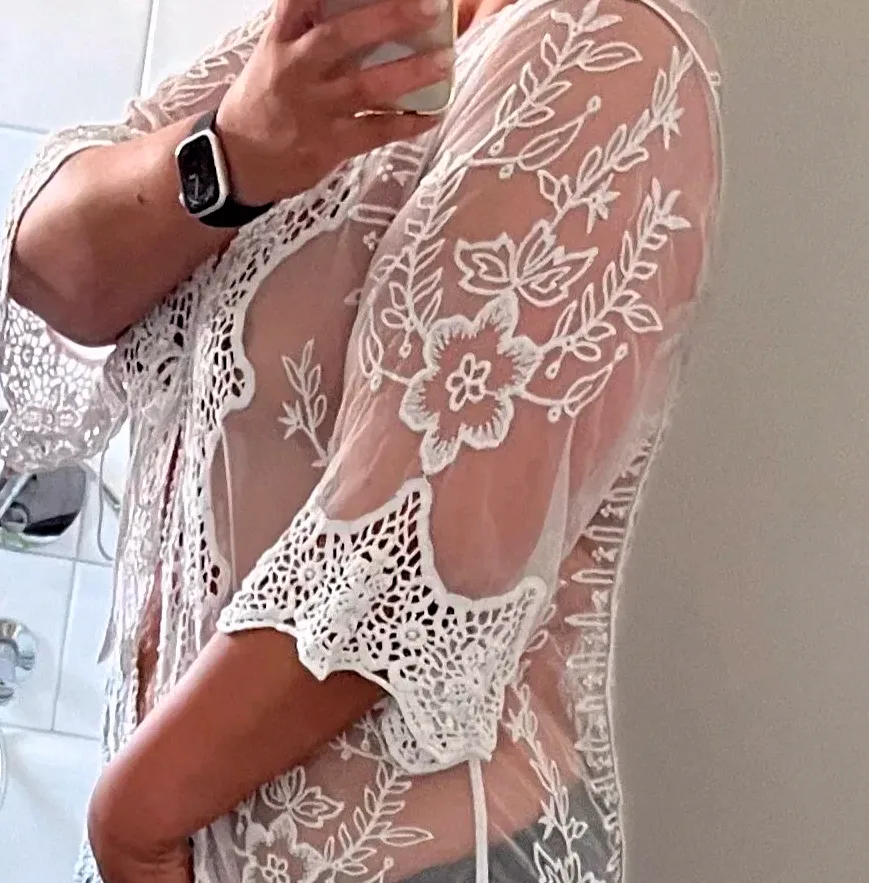 Elisa, 36