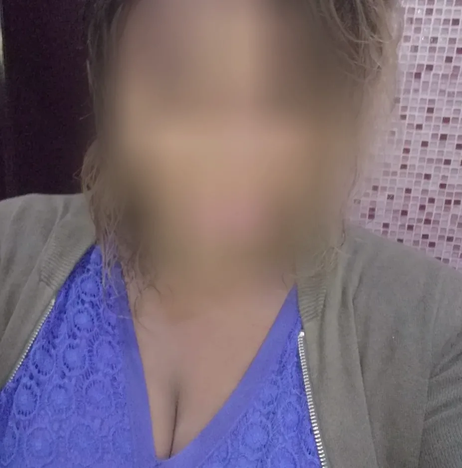 Milla, 27